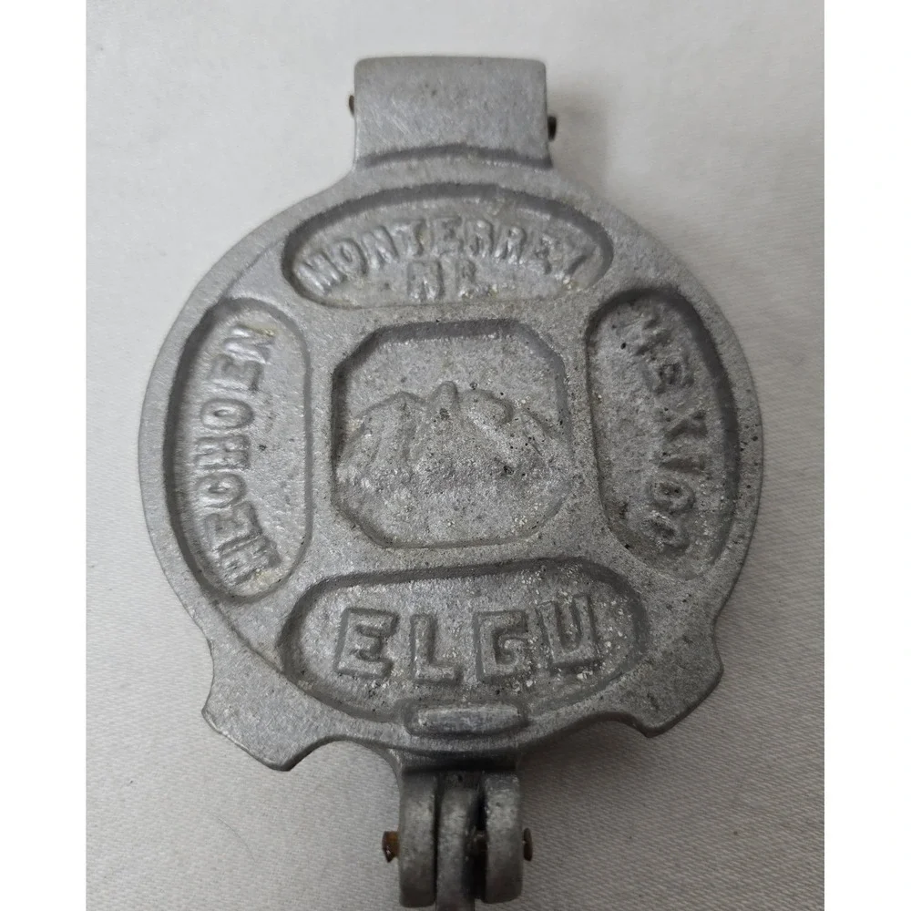 KitchenAid set includes